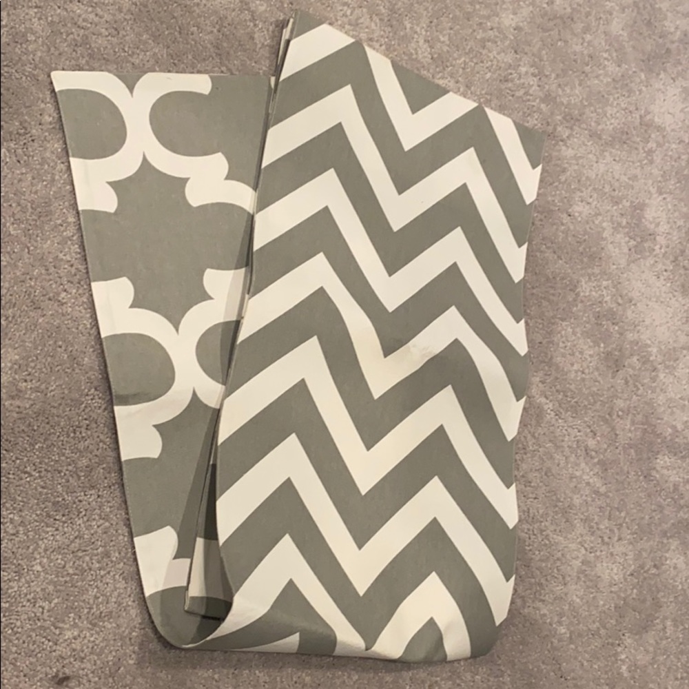 Reversible Gray Patterned Table Runner